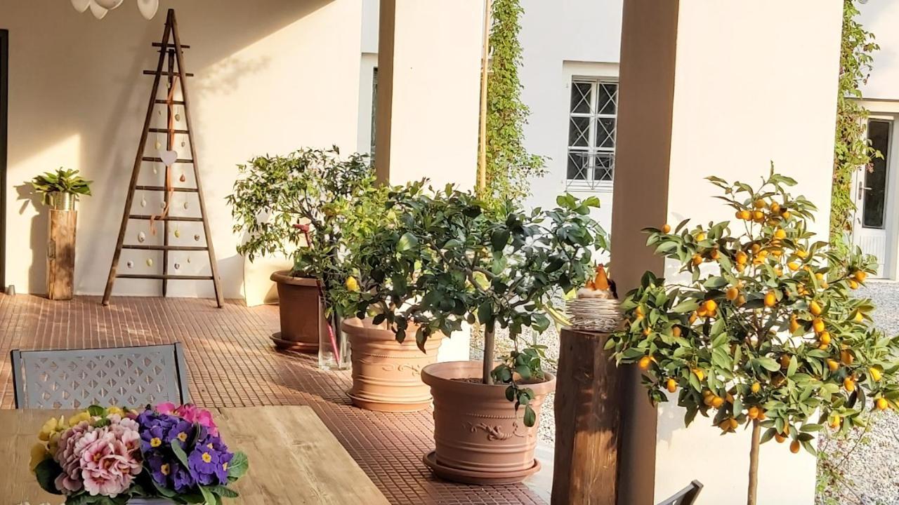 Corte Martinola Bed&Breakfast In Franciacorta Ome Bagian luar foto